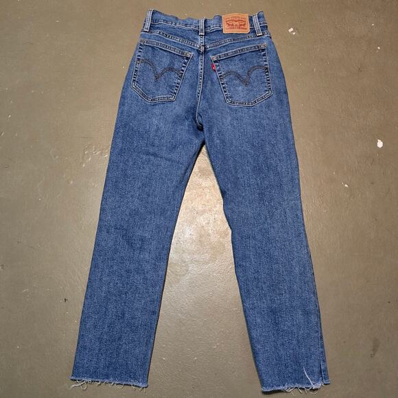 Levi's High Rise Button Fly‎ Wedgie Straight Fit Raw Hem Denim Jeans Size 25 - Picture 4 of 8